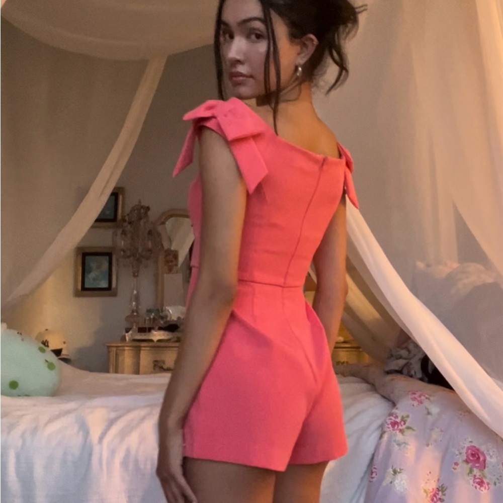 Rome and Juliet Couture XS Pink romper